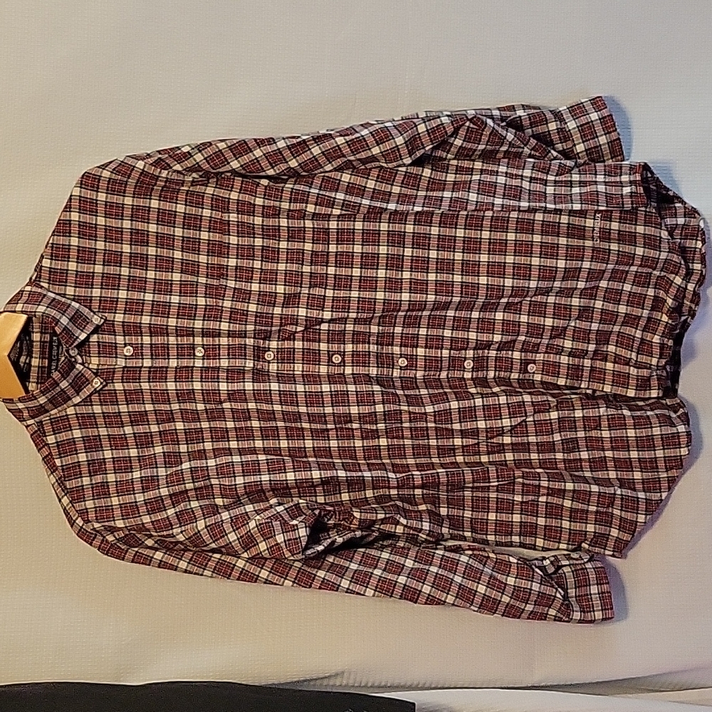 Daniel Cremieux Fine Italian Fabric Button Down Shirt